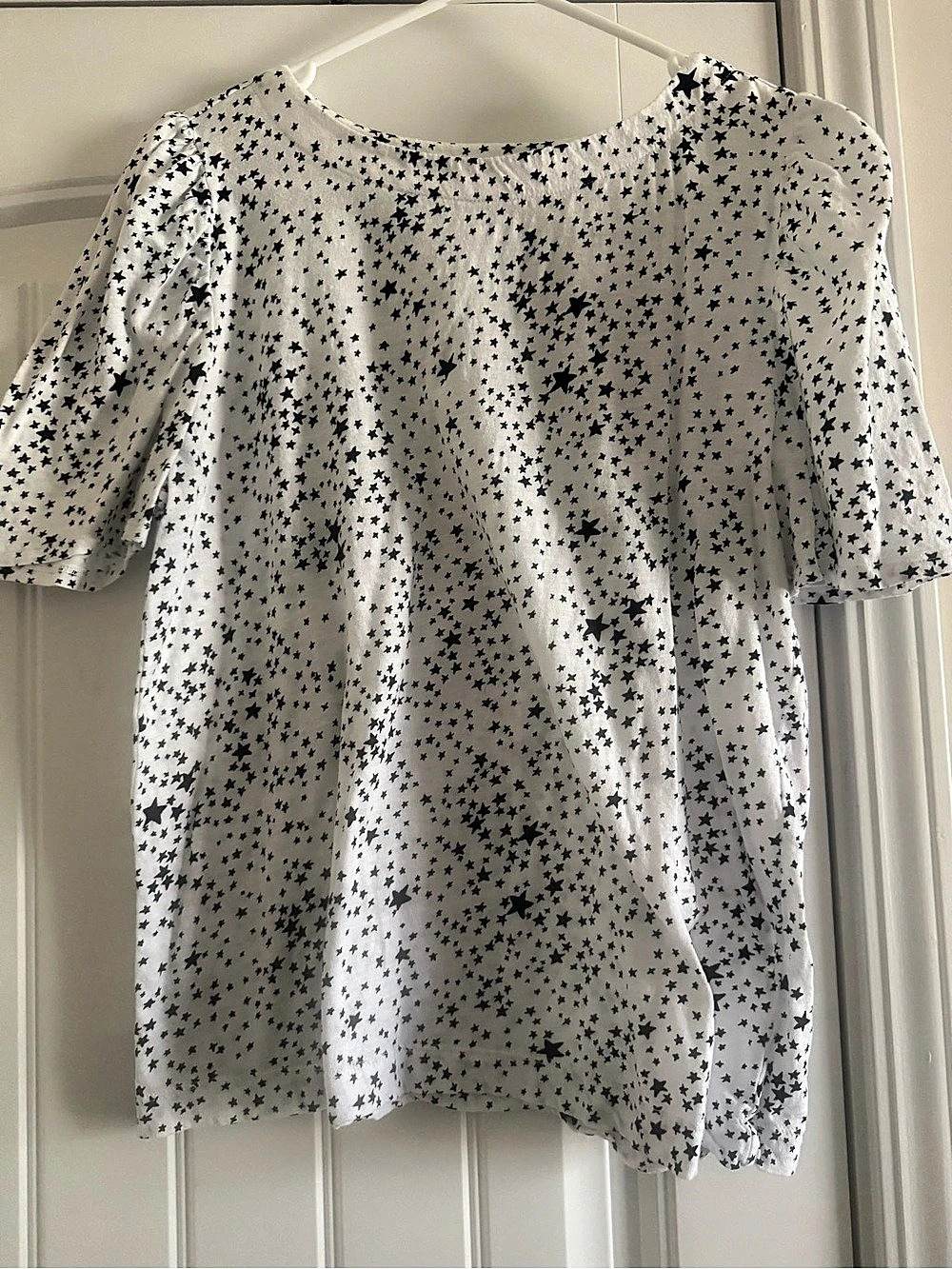LOFT Floral Short Sleeve Blouse in White & Black Size Medium